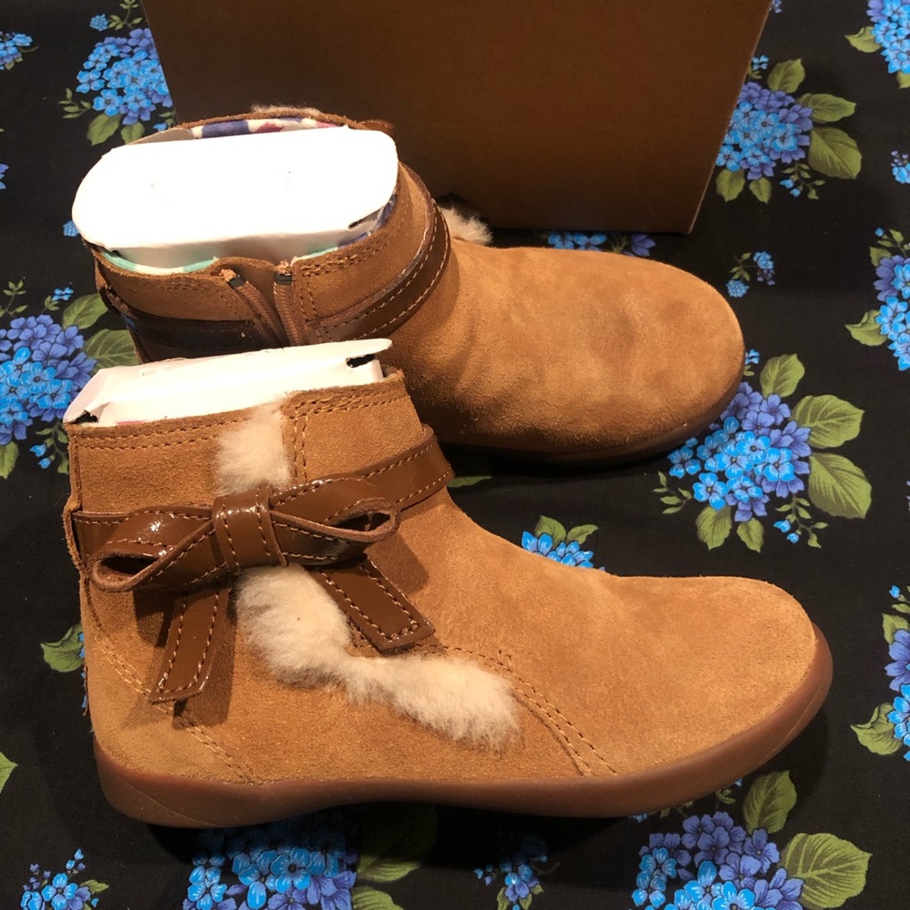 Girls UGG T Libbie Boots Size 12